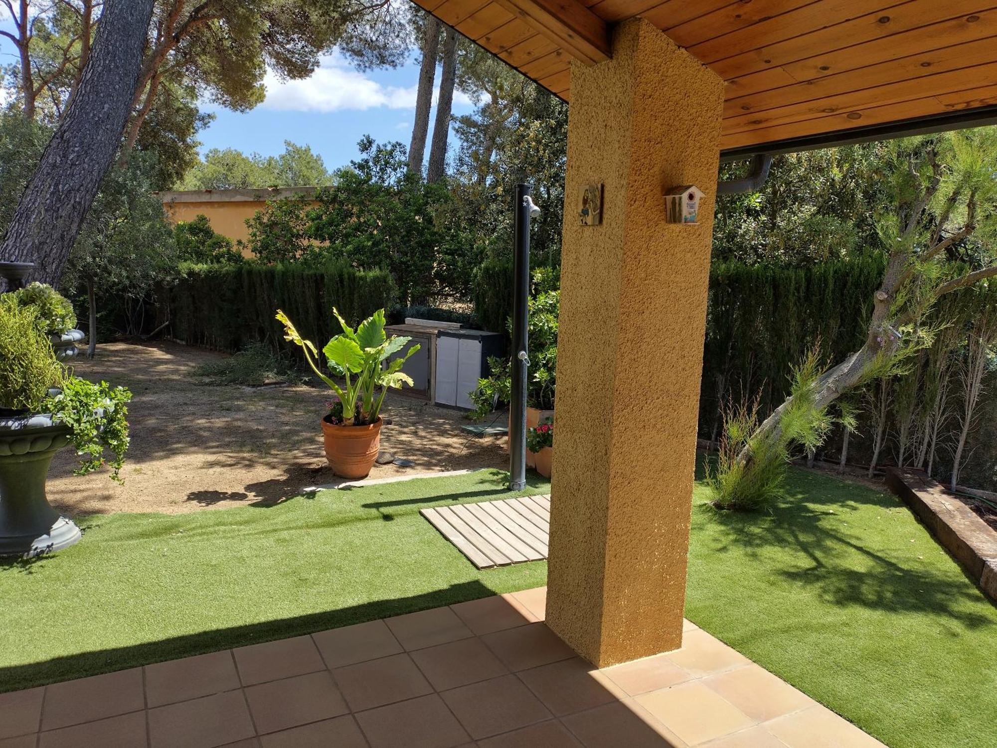 Casa Feliz Villa Sant Cebria de Vallalta Exterior photo